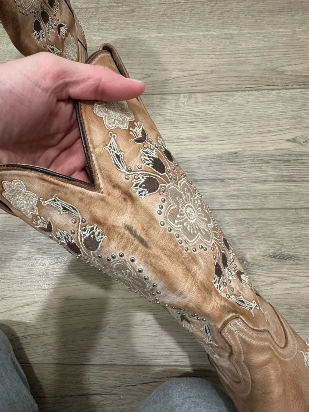 Shyanne Women’s Embroidery floral Tan Leather Western Cowboy Cowgirl Boots 8 - Picture 6 of 10
